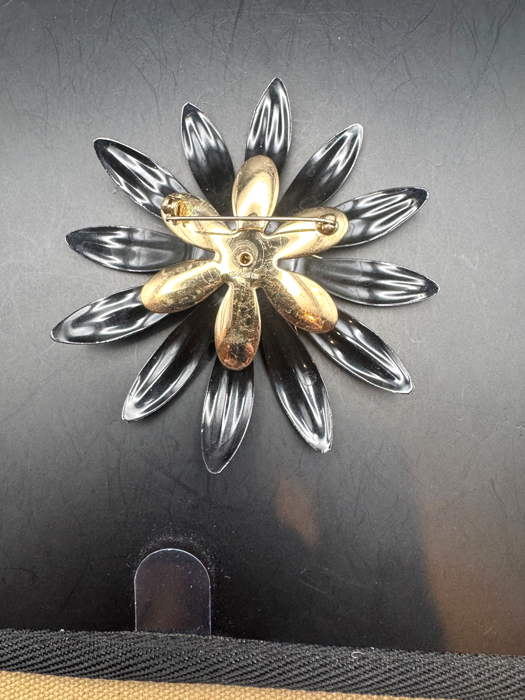 Vintage Sarah Coventry Black Enamel & Gold Tone Layered Daisy Brooch, 3"