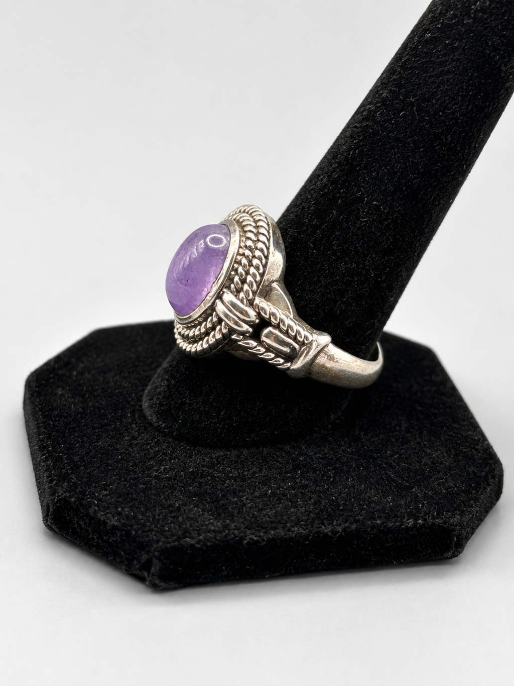 925 Sterling Silver Purple Cabochon Ring Ornate Rope Braided Design Size 8