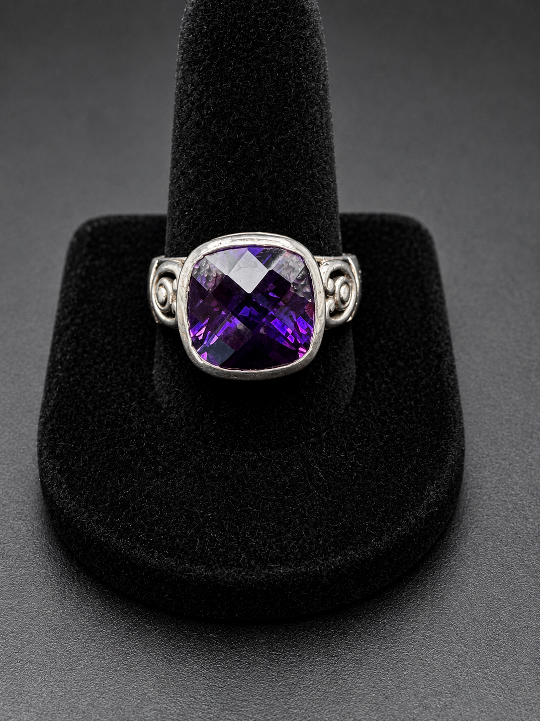 Vintage-Style 925 Sterling Silver Purple Glass Statement Ring – Size 8
