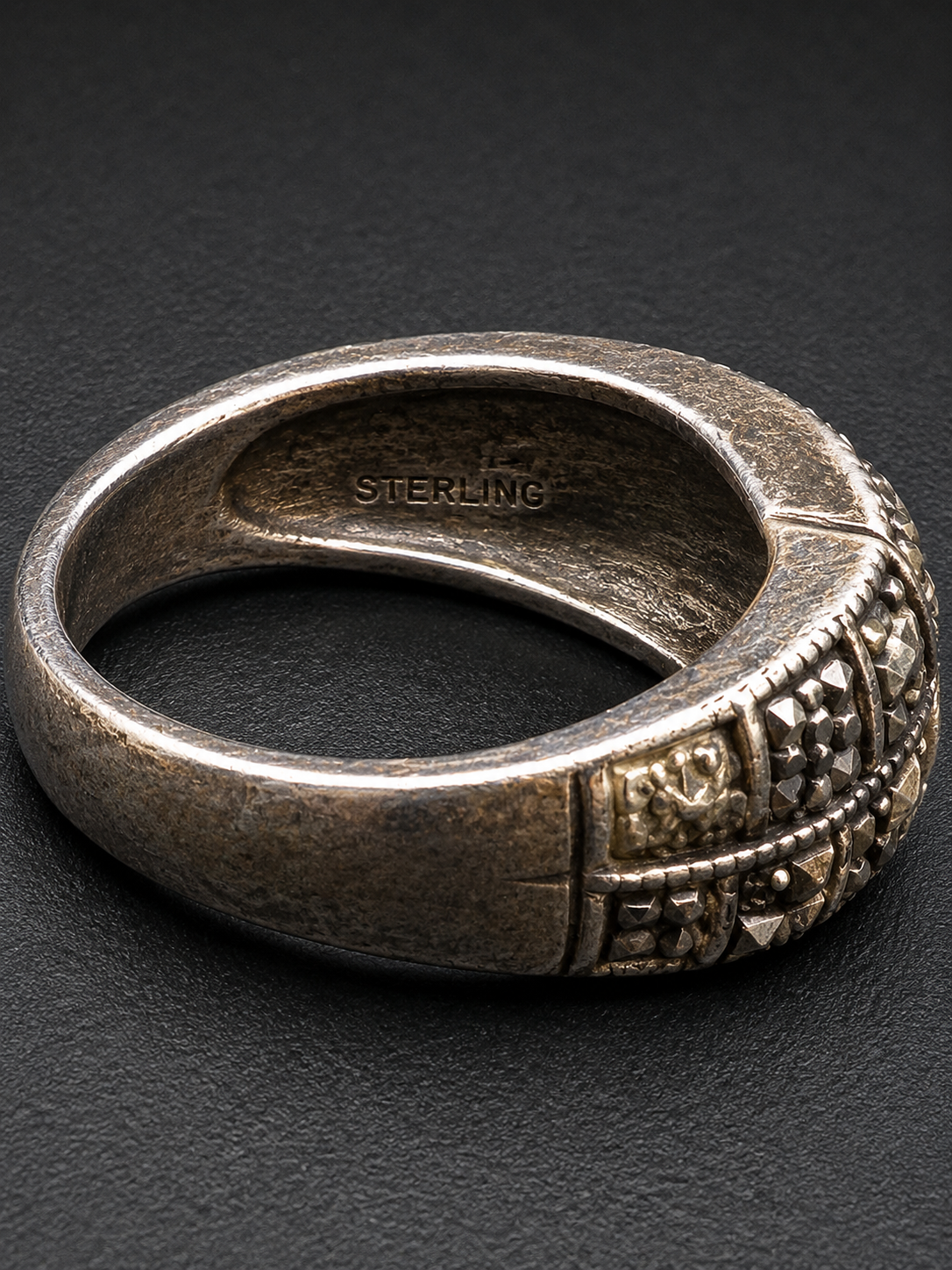 Vintage Silver Tone Crossover Weave Ring – Textured Statement Band – Unique Design
