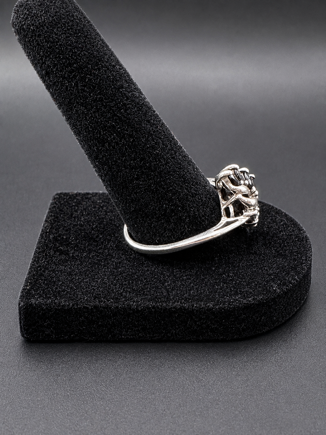 925 Sterling Silver Black Marquise Stone Floral Cluster Ring Size 10 1.2g