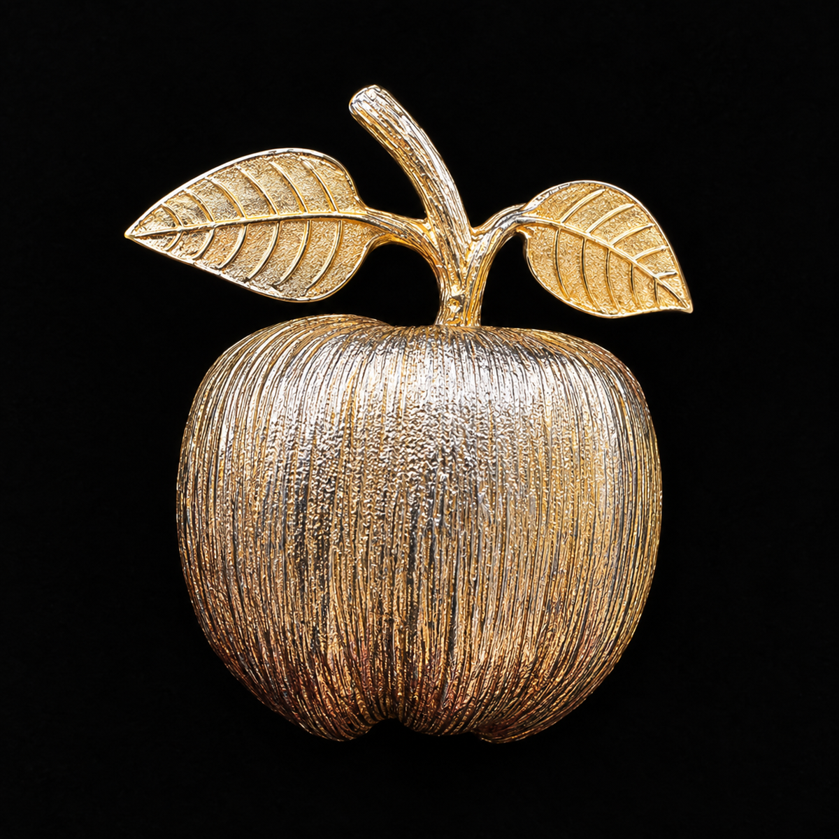 Vintage Gold Tone Textured Apple Brooch Pin Figural Fruit Teacher Harvest