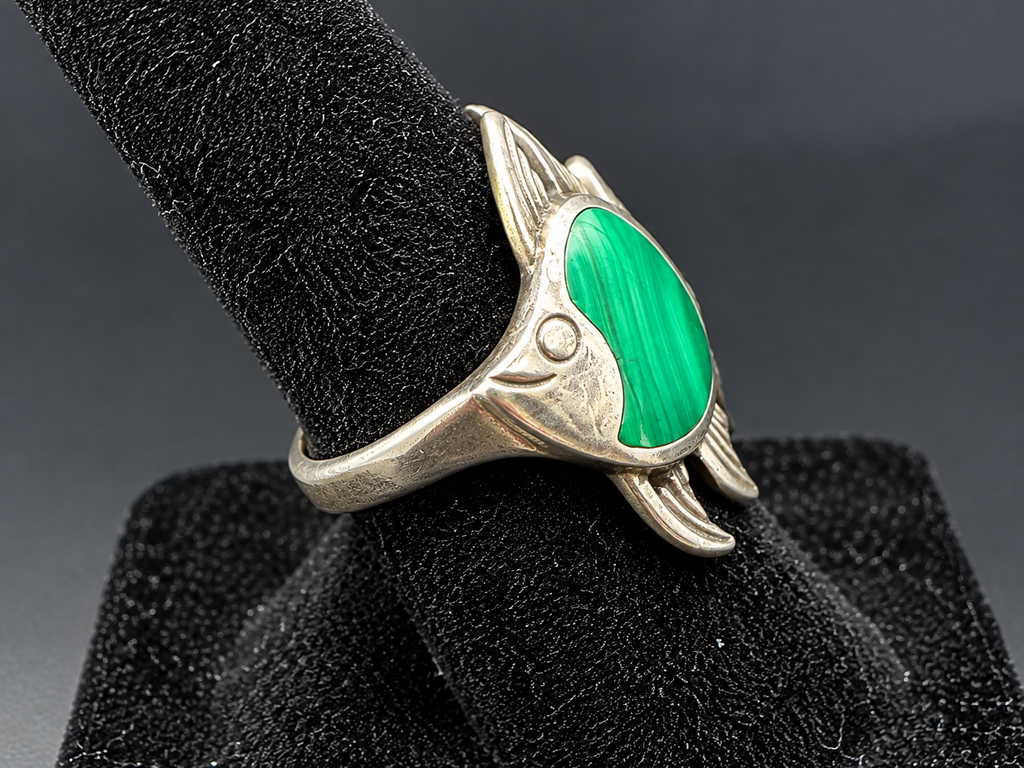 Vintage Sterling Silver Malachite Fish Ring Size 5.5 Green Stone Figural Estate