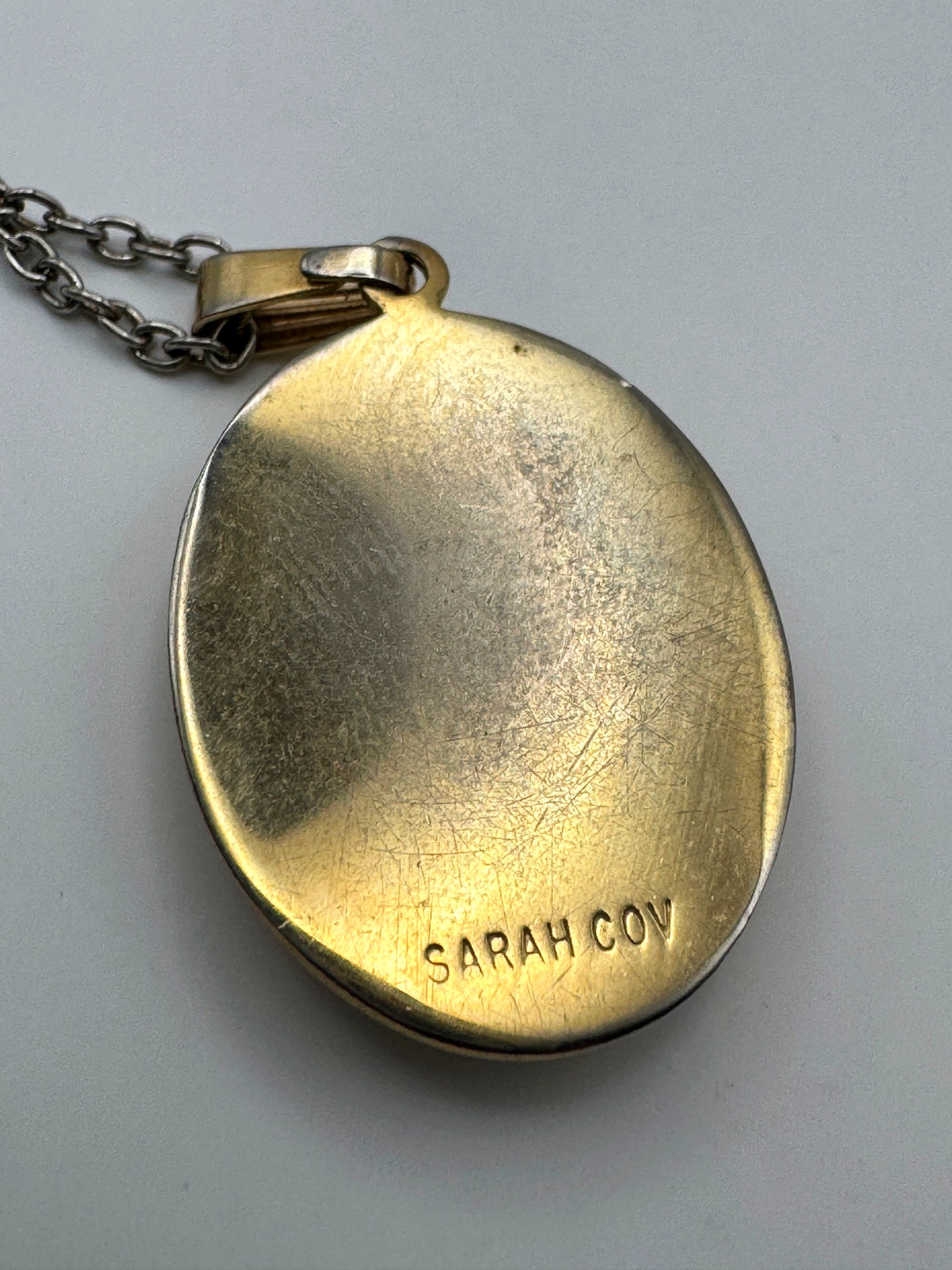 Vintage Sarah Coventry Gold Tone Black Glass Cameo Pendant Necklace, Lady Profile, Signed