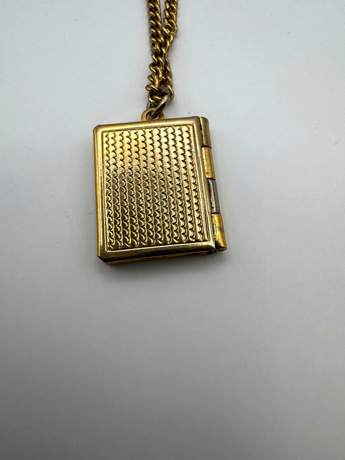 Vintage Sarah Coventry Gold Tone Book Locket Necklace, 18", Signed