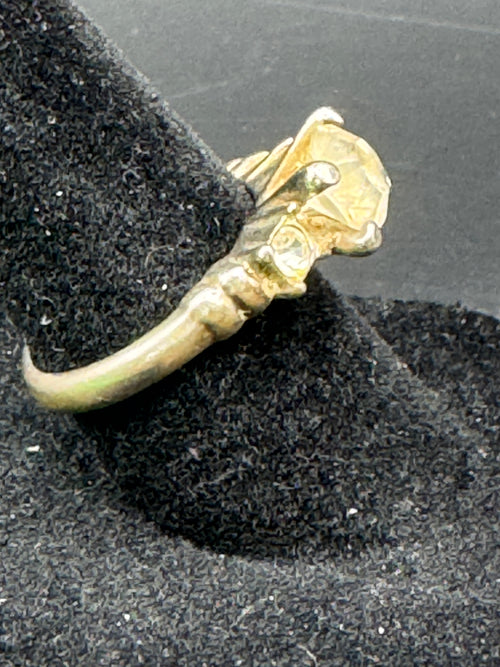 Claire's Vintage-Style Statement Ring – Gold-Tone Faux Gemstone – Size Approx. 7