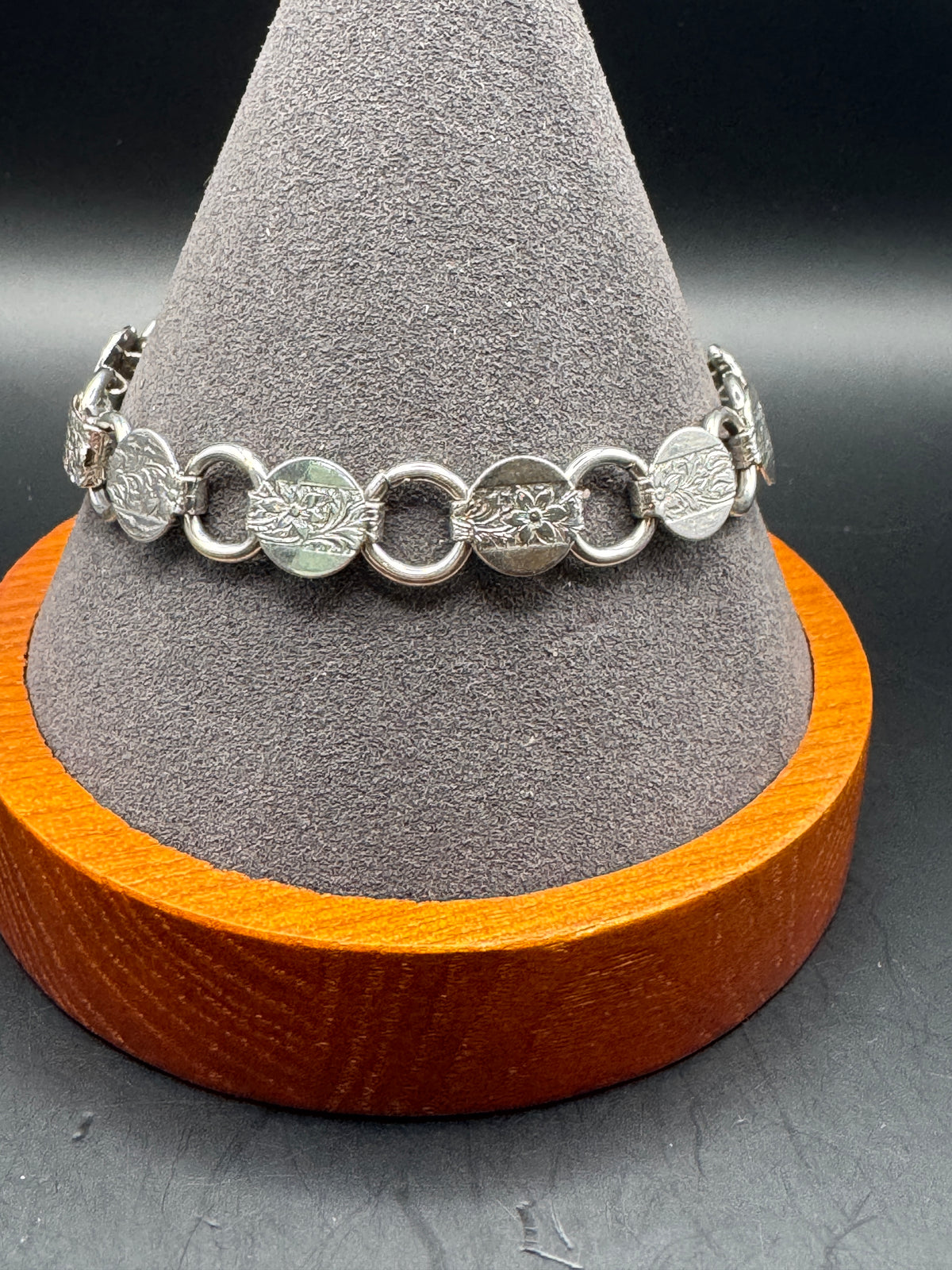 Vintage Sarah Coventry Bracelet Silver Tone Floral Leaf Link Signed 7.5"