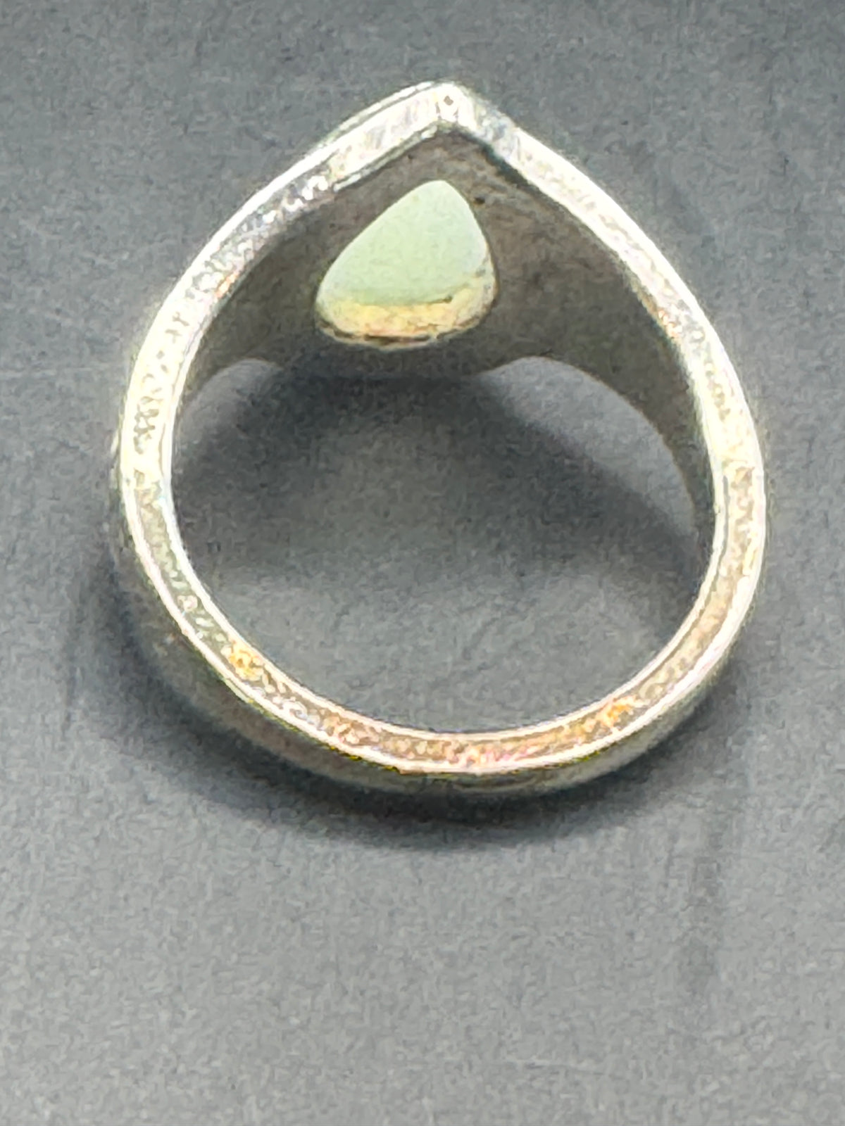 Vintage-Style Iridescent Simulated Stone Ring – Ornate Floral Setting – Unmarked – Approx. Size 7