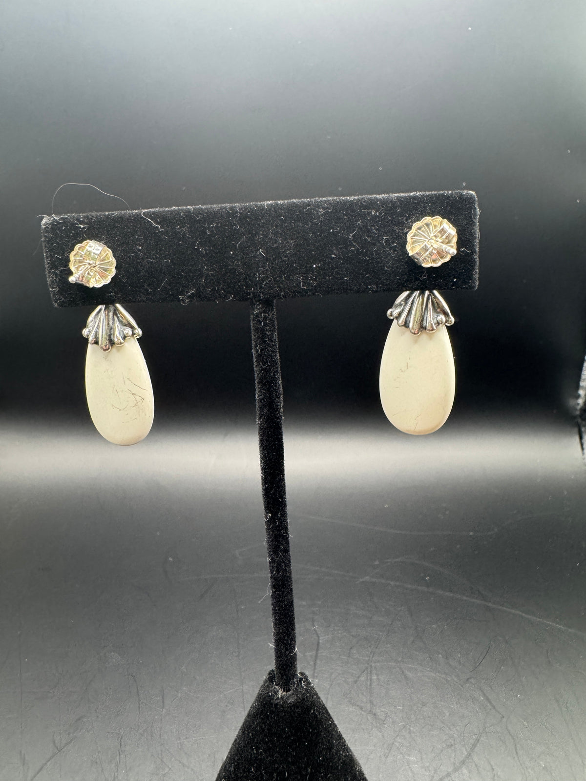 Vintage 925 Sterling Silver Flower Teardrop Dangle Earrings White Shell