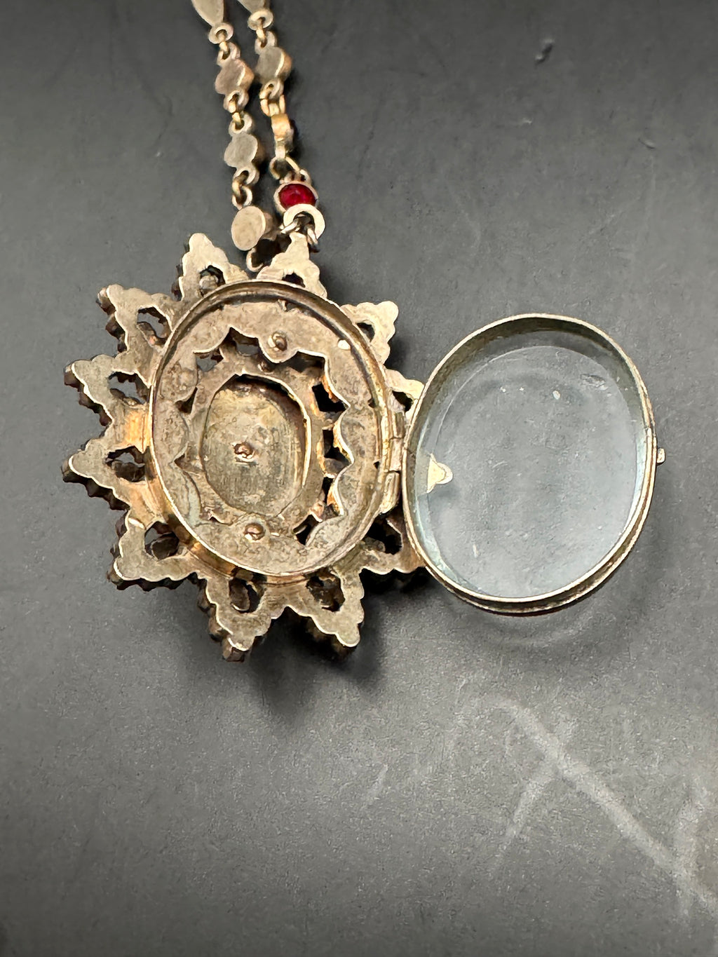 Vintage Red Garnet Starburst Statement Necklace with Locket-Style Pendant