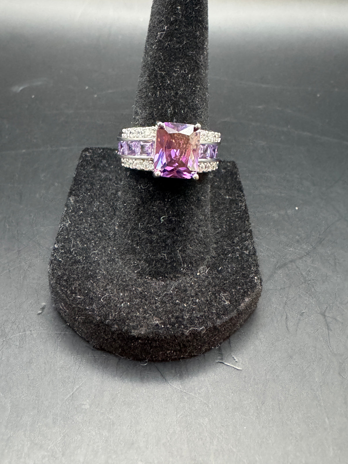 Silver Tone Purple Emerald Cut Crystal Statement Ring Channel Set Lavender Stones Size 6