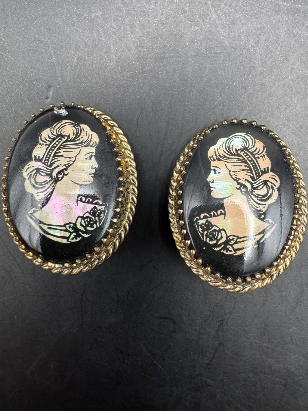 Whiting & Davis Vintage Pearlized Cameo Clip Earrings, Gold Tone Rope Border