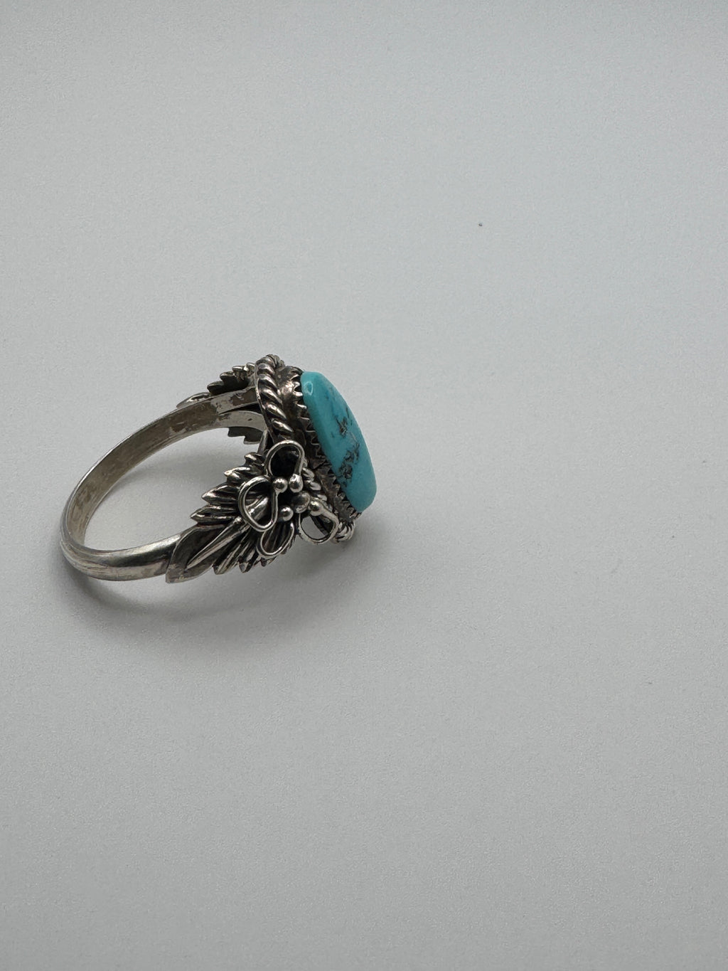 Jeanette Saunders Navajo Handmade Sterling Silver Kingman Turquoise Ring, Size 12.5