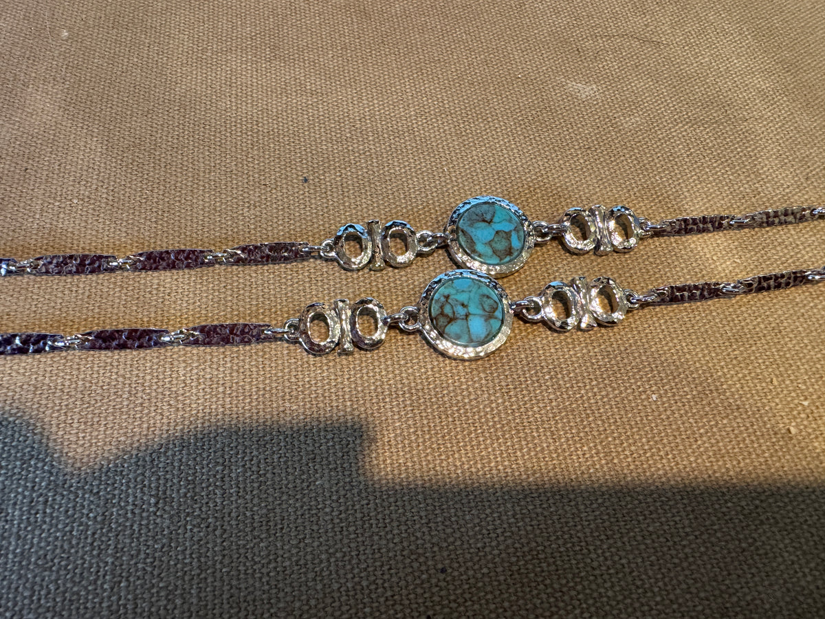 Vintage Sarah Coventry Silver Tone Turquoise Color Station Necklace 28" Hammered Link Signed