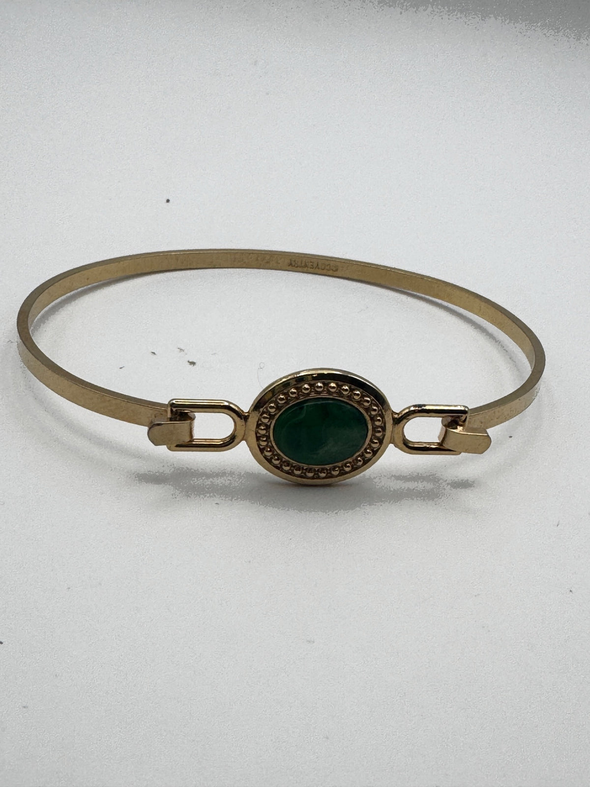 Vintage Sarah Coventry Bangle Bracelet Green Swirl Cabochon Gold Tone Hook Clasp Signed 2.75"