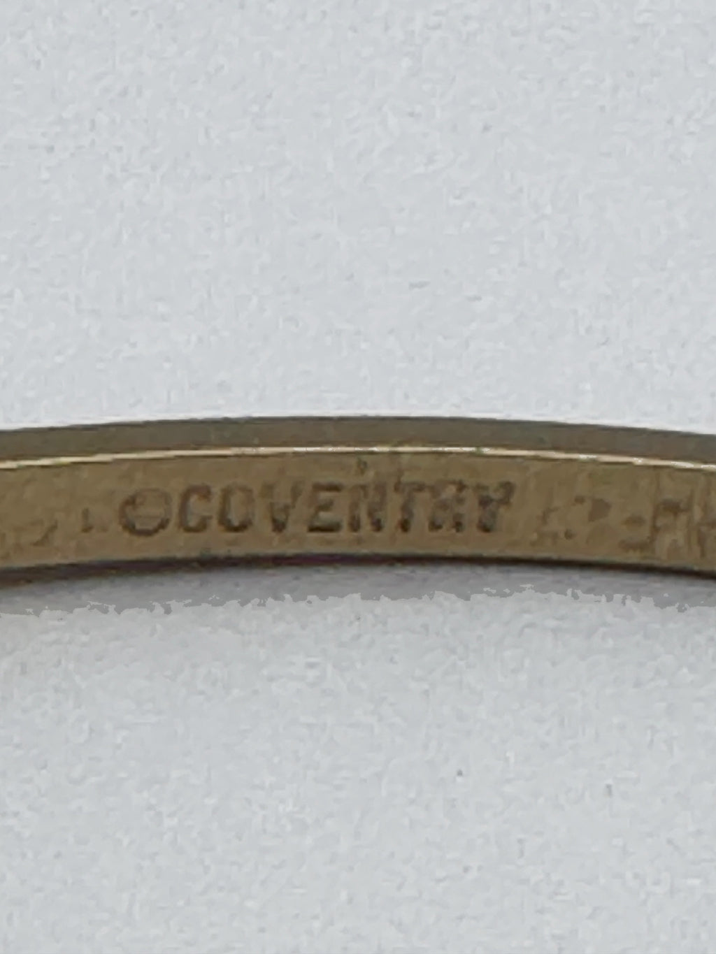 Vintage Sarah Coventry Bangle Bracelet Green Swirl Cabochon Gold Tone Hook Clasp Signed 2.75"