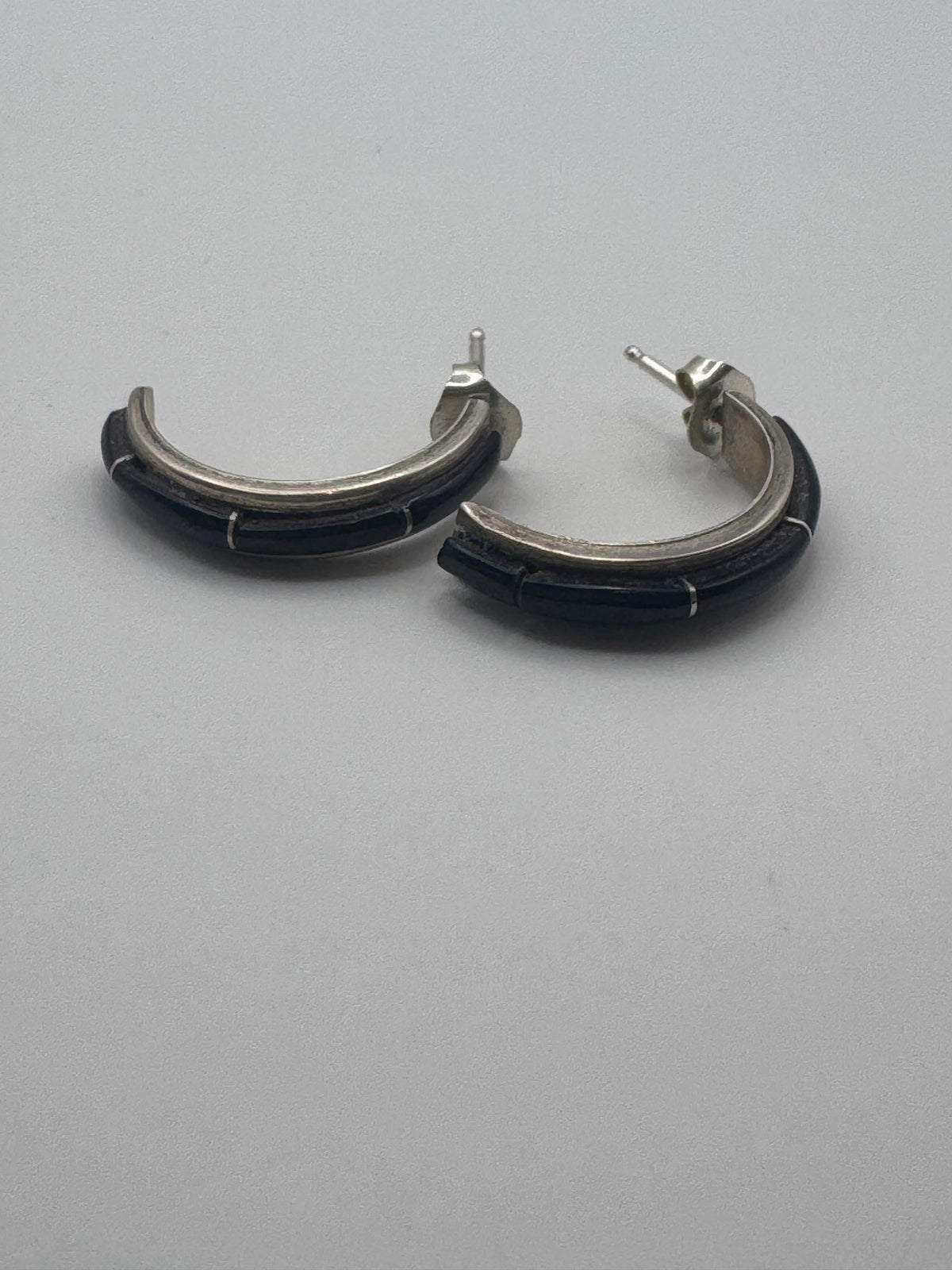 Vintage Silver Tone Black Inlay Half Hoop Post Earrings Southwestern Channel Inlay ¾"