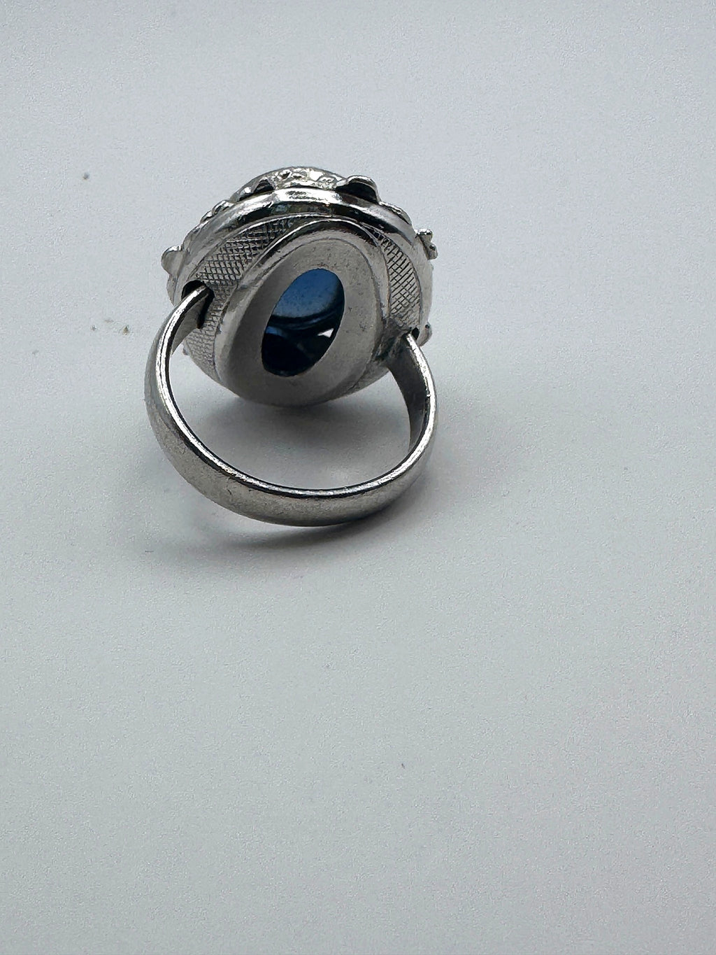 Vintage Whiting & Davis Blue Glass Cabochon Clip Earrings & Matching Ring Set Ornate Silver Tone