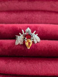 Bumble Bee Pin