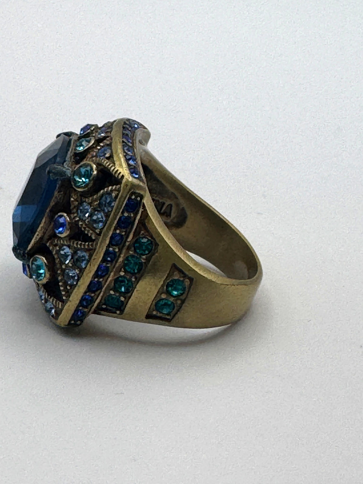 L.A. Vintage Blue Crystal Cocktail Ring Sapphire Teal Rhinestone Antique Brass Tone Statement