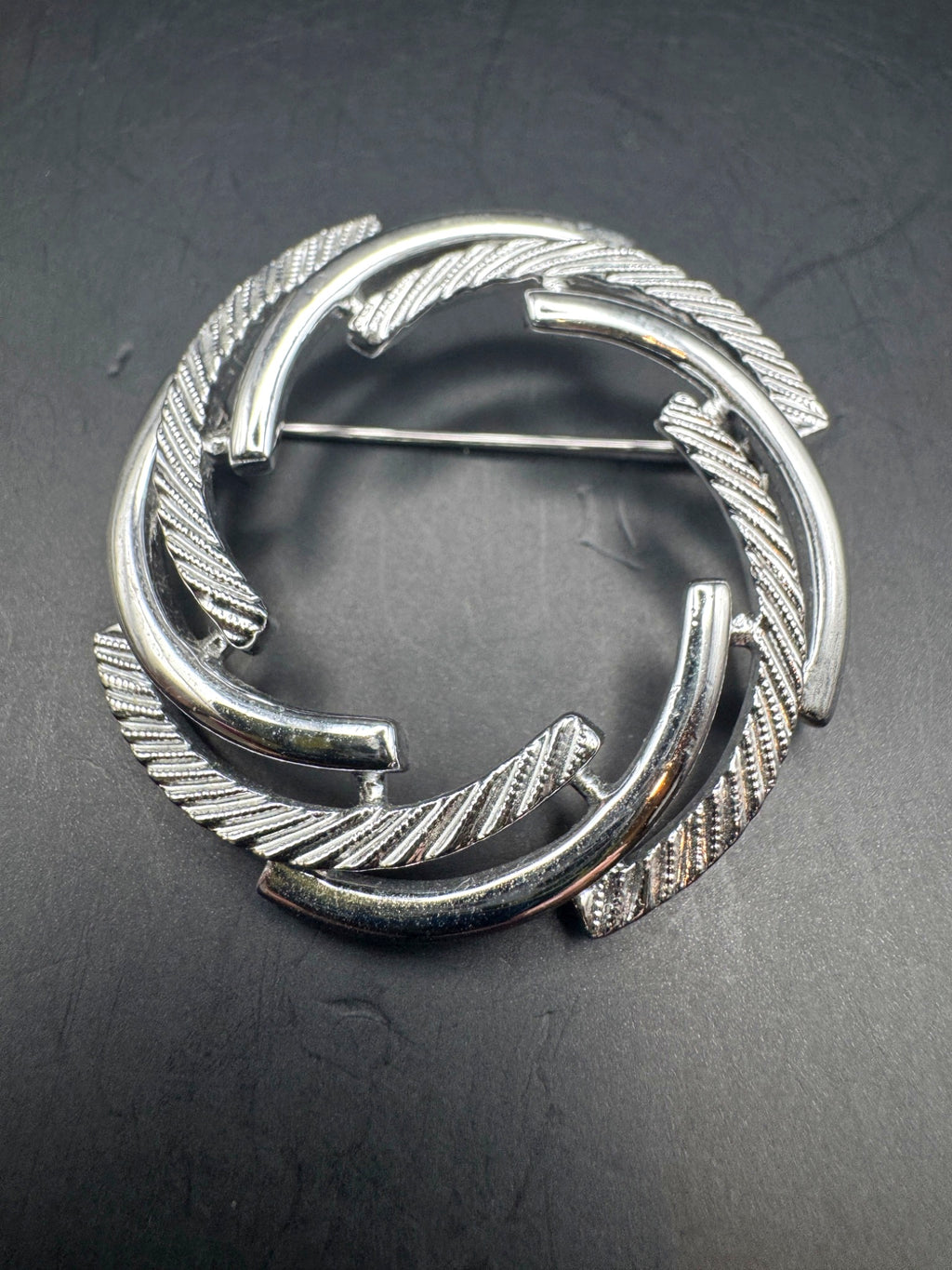 Vintage Sarah Coventry Sarah Cov Silver Tone Circular Brooch Pin Textured Openwork