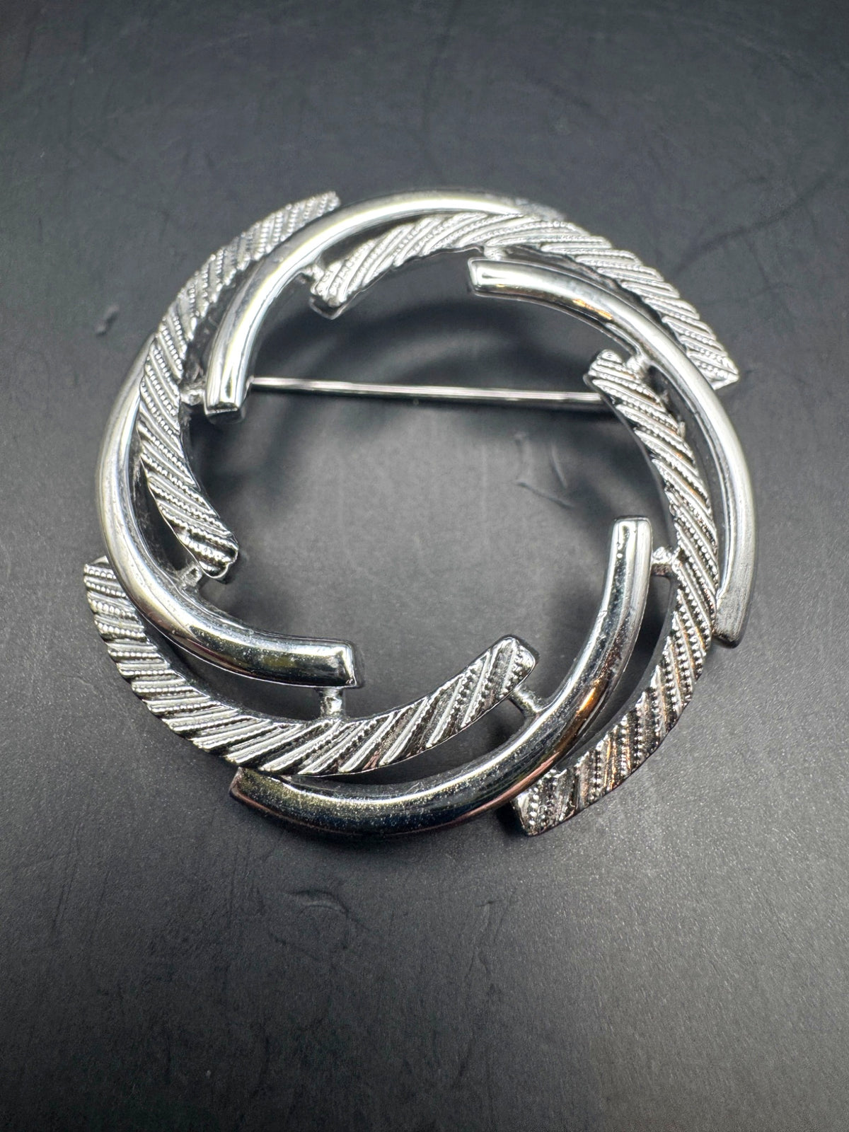 Vintage Sarah Coventry Sarah Cov Silver Tone Circular Brooch Pin Textured Openwork