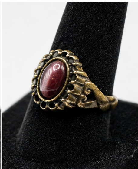 Vintage Ornate Gold Tone Ring Purple Oval Cabochon Scrollwork Size 6.5