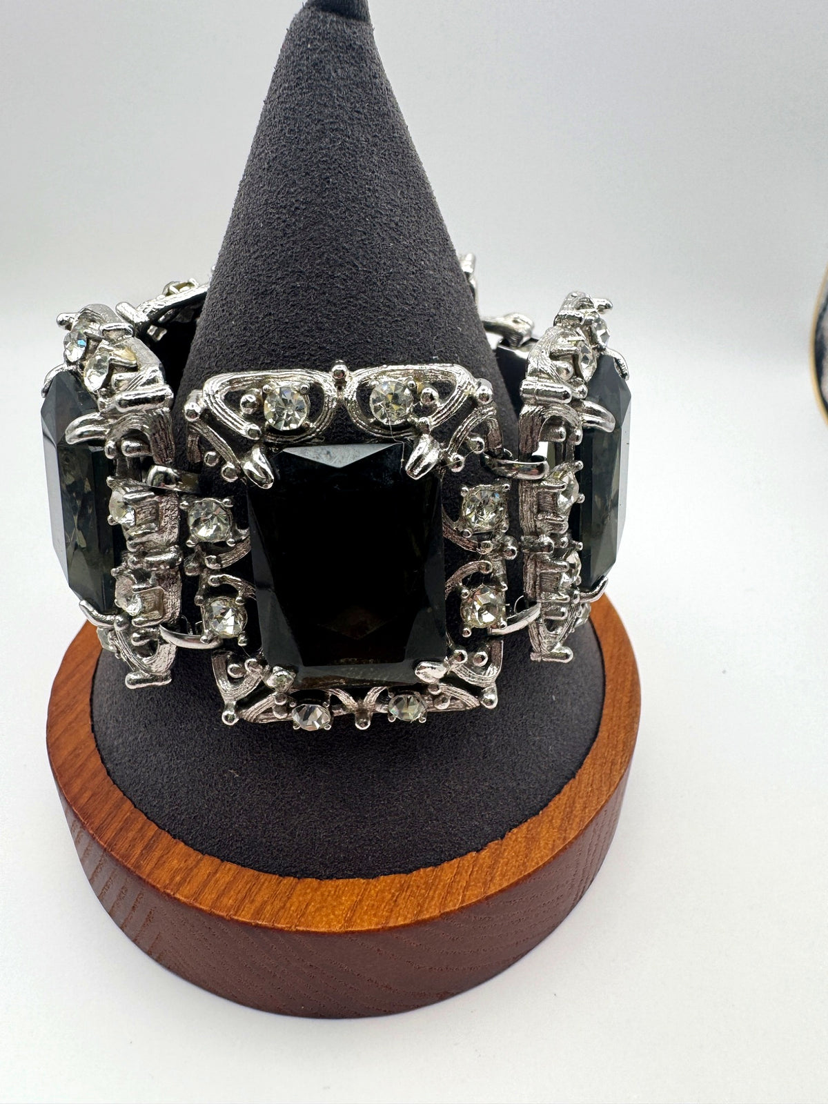 Vintage Sarah Coventry Smoky Topaz Rhinestone Wide Panel Link Bracelet Silver Tone Signed 7.5"