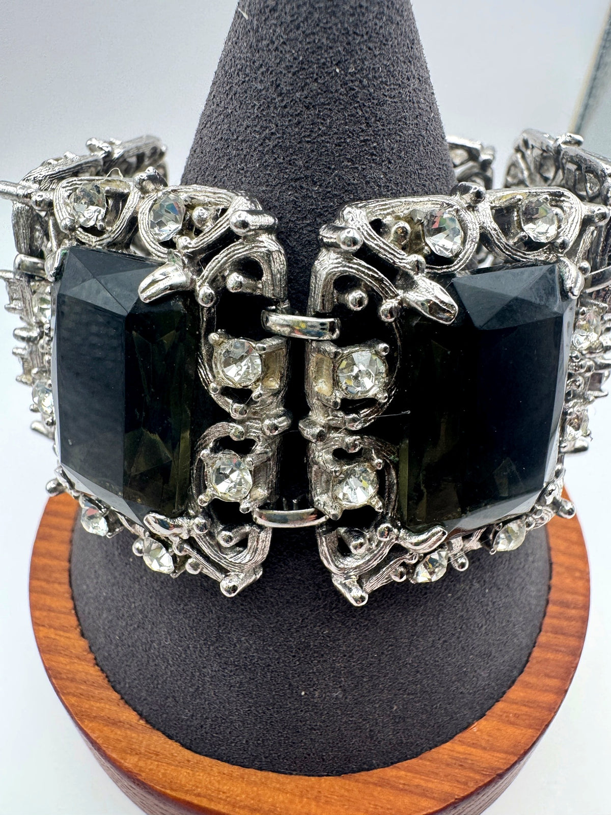 Vintage Sarah Coventry Smoky Topaz Rhinestone Wide Panel Link Bracelet Silver Tone Signed 7.5"