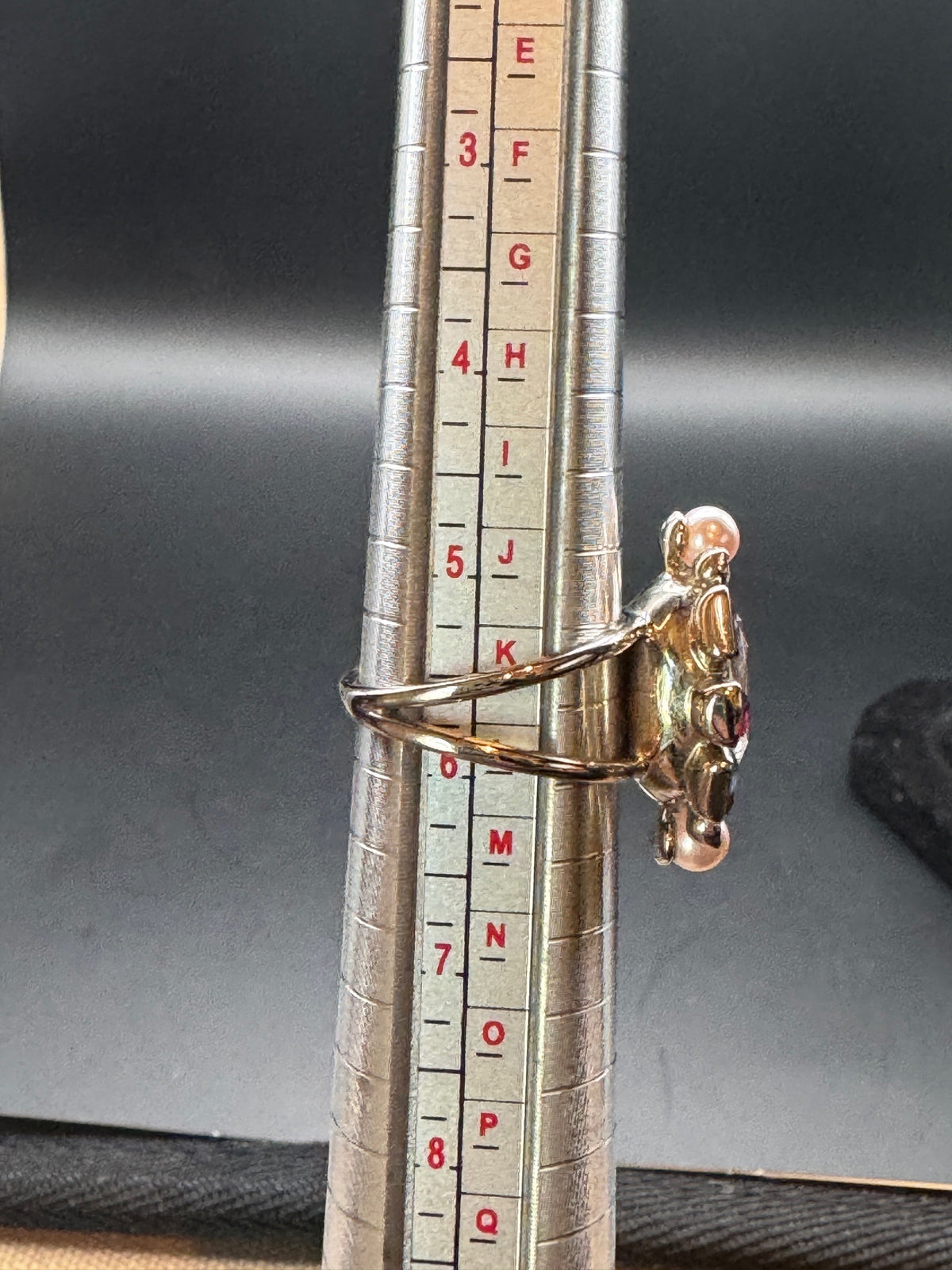 Swarovski ring size 6, measurement view